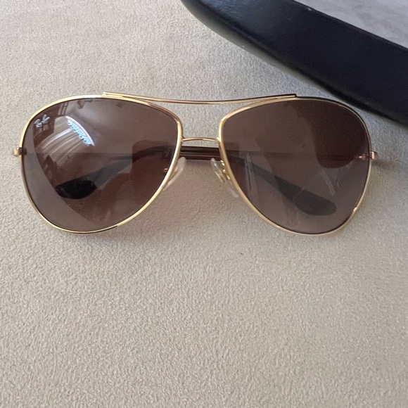 Ray-Ban 63mm aviator sunglasses excellent condition - Picture 8 of 11